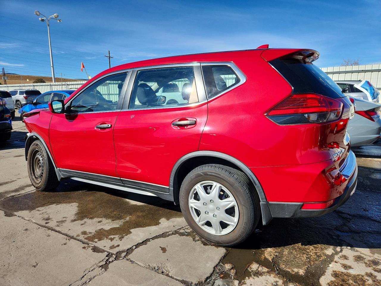 2017 Nissan Rogue S - zdjęcie 2