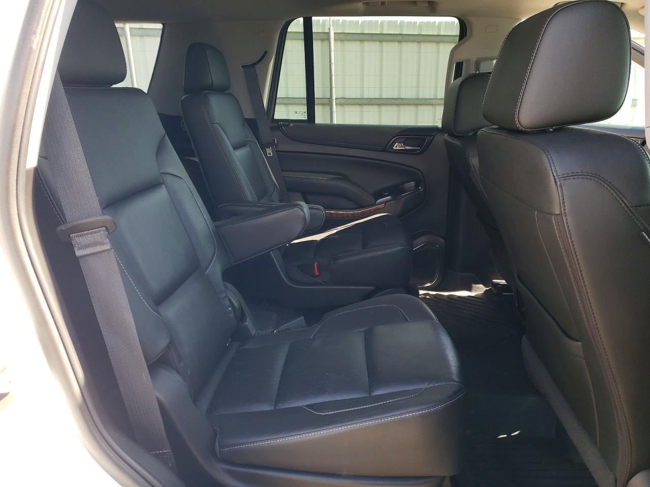2019 Chevrolet Tahoe K1500 Premier - zdjęcie 11