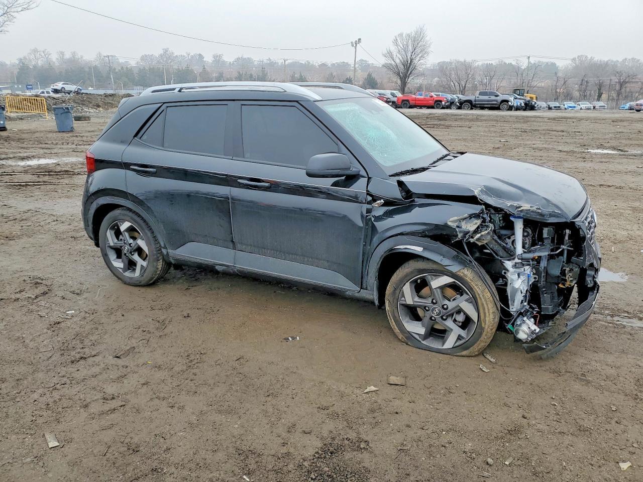 2025 Hyundai Venue Sel - zdjęcie 4