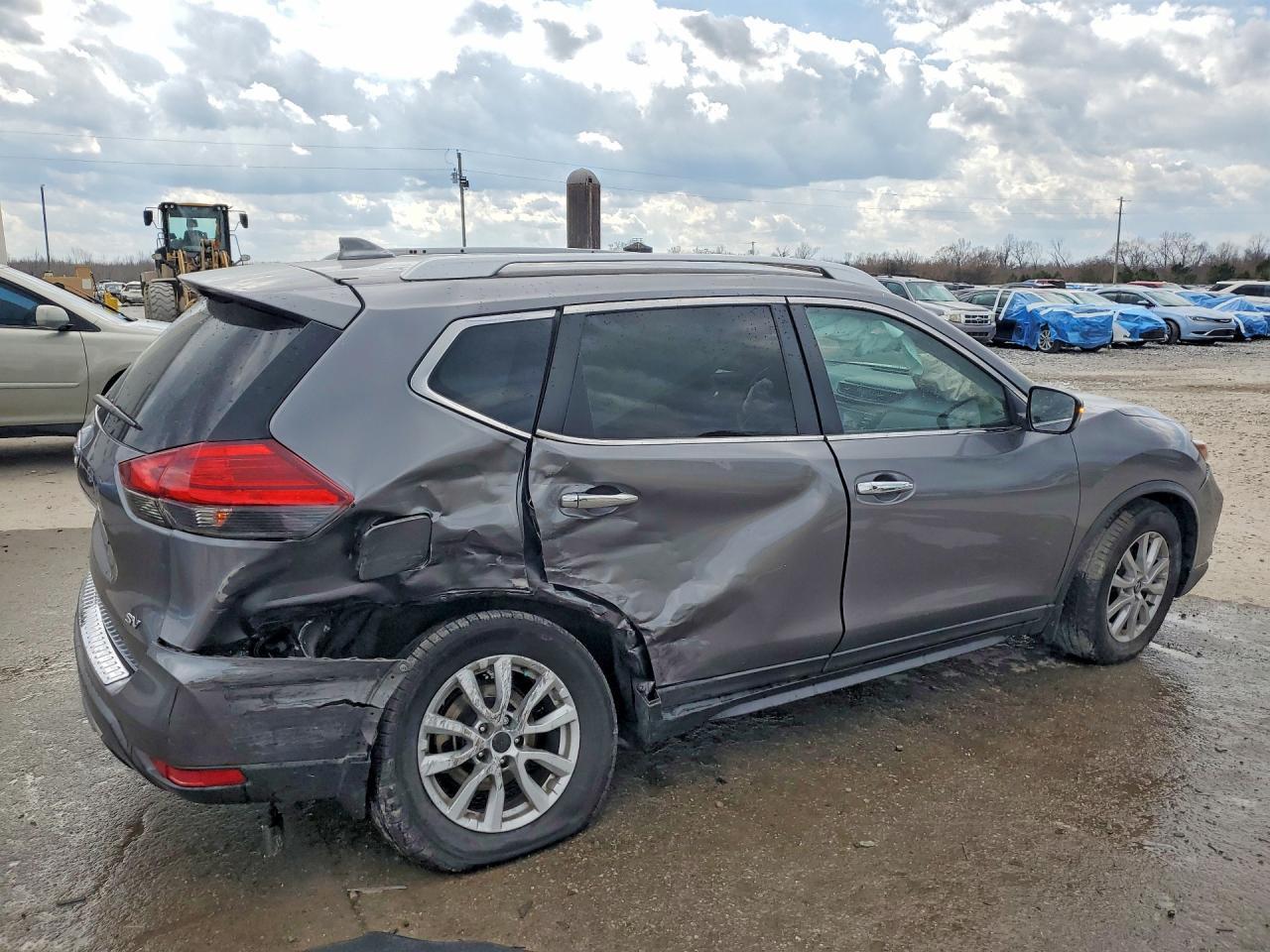 2017 Nissan Rogue Sv - zdjęcie 3