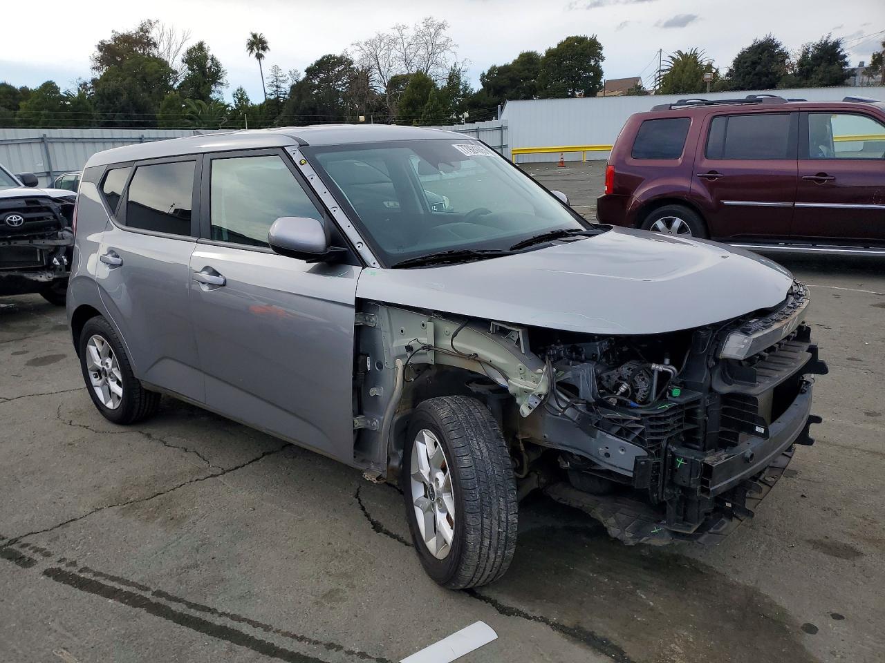 2023 Kia Soul Lx - zdjęcie 4