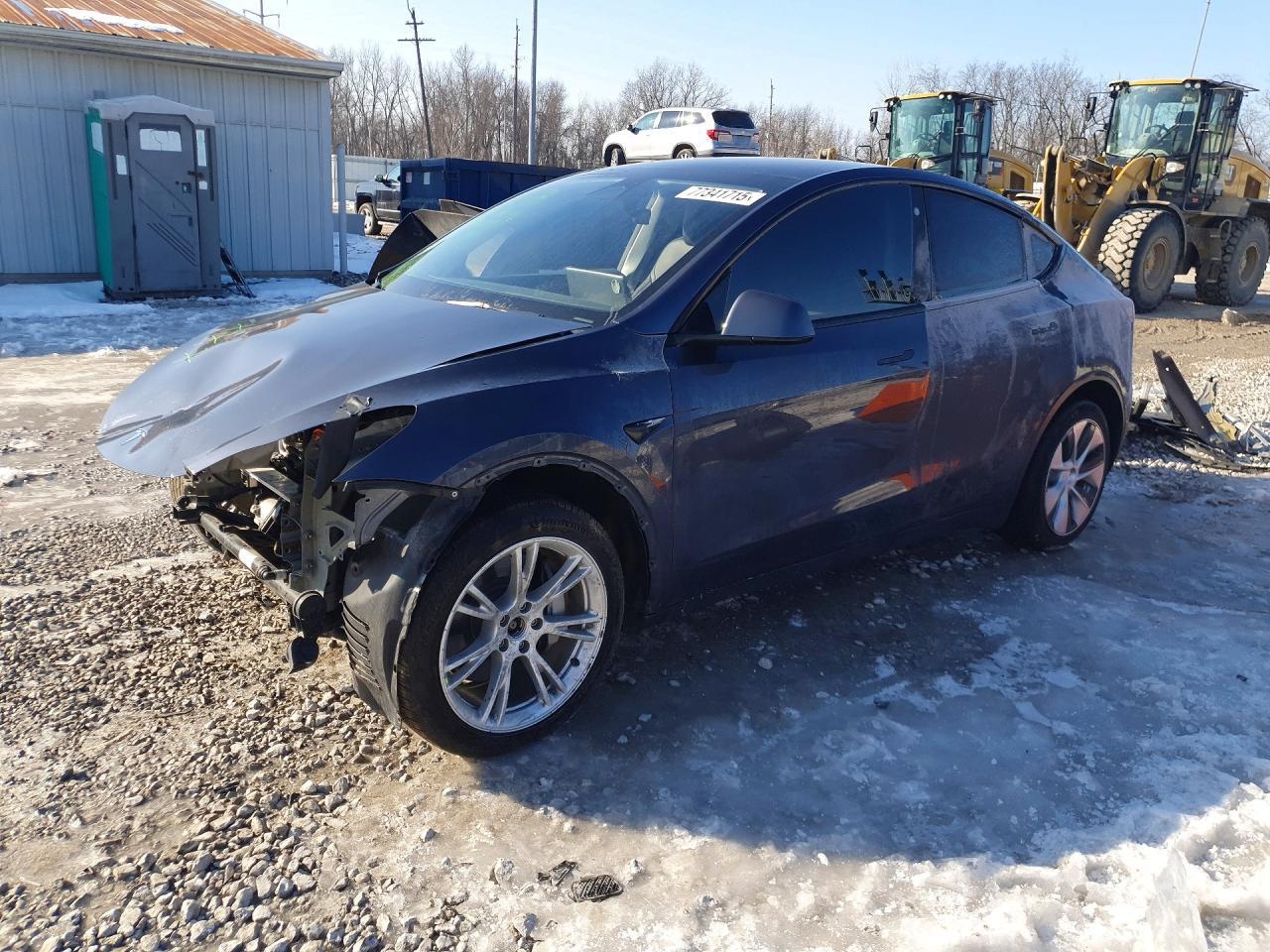 2022 Tesla Model Y - zdjęcie główne