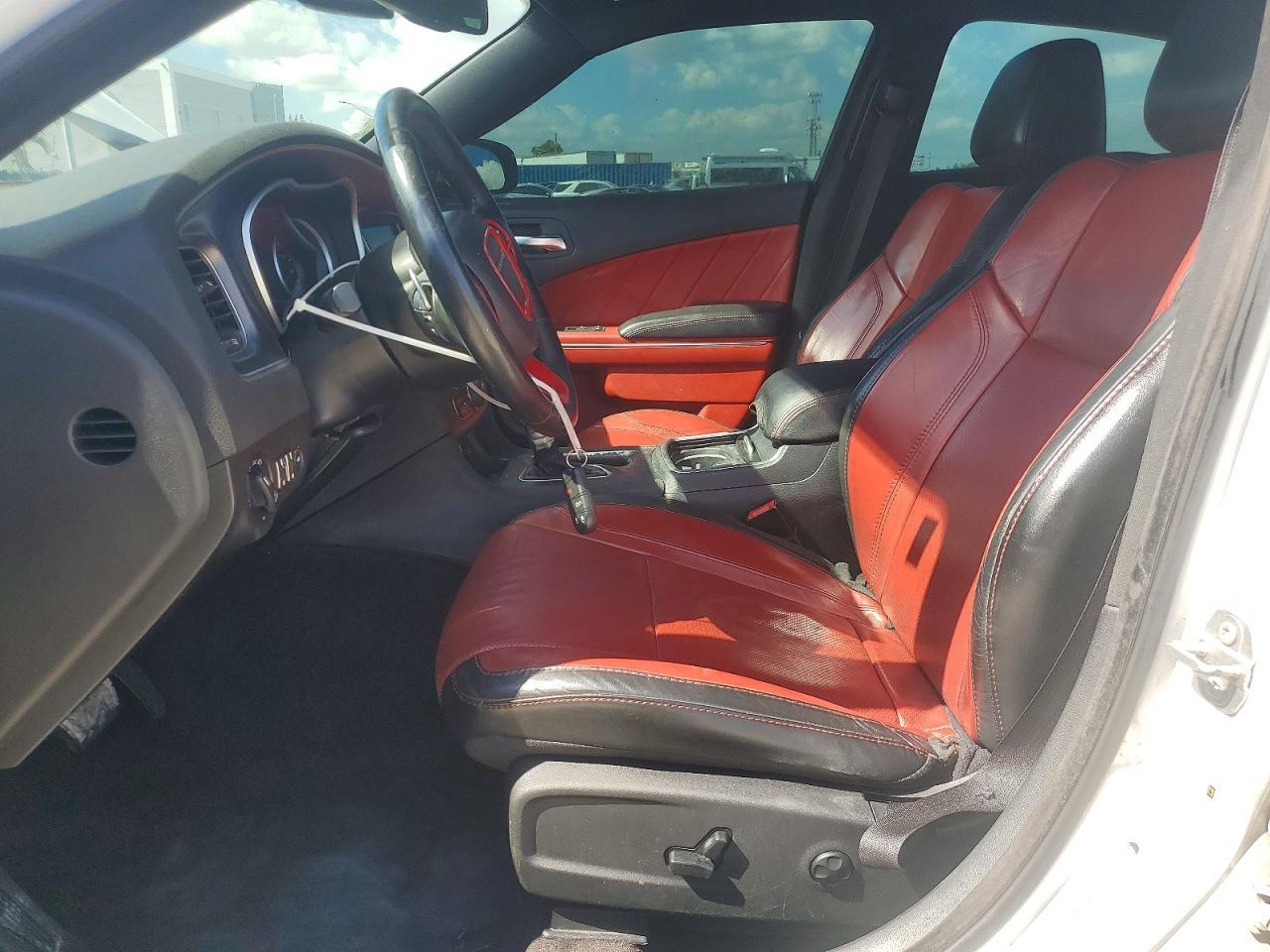 2016 Dodge Charger Sxt - zdjęcie 7