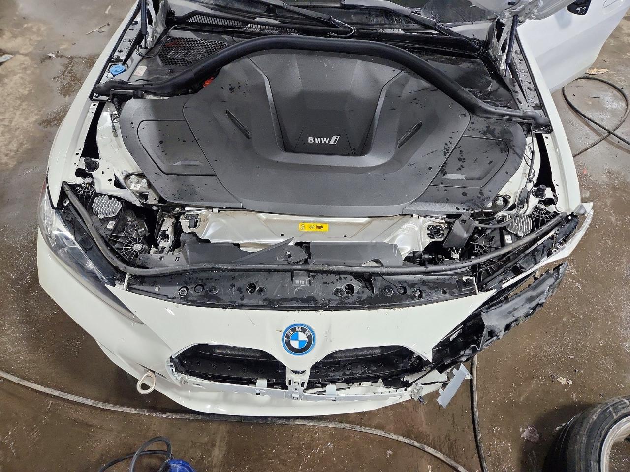 2024 BMW I4 xDrive 40 - zdjęcie 11