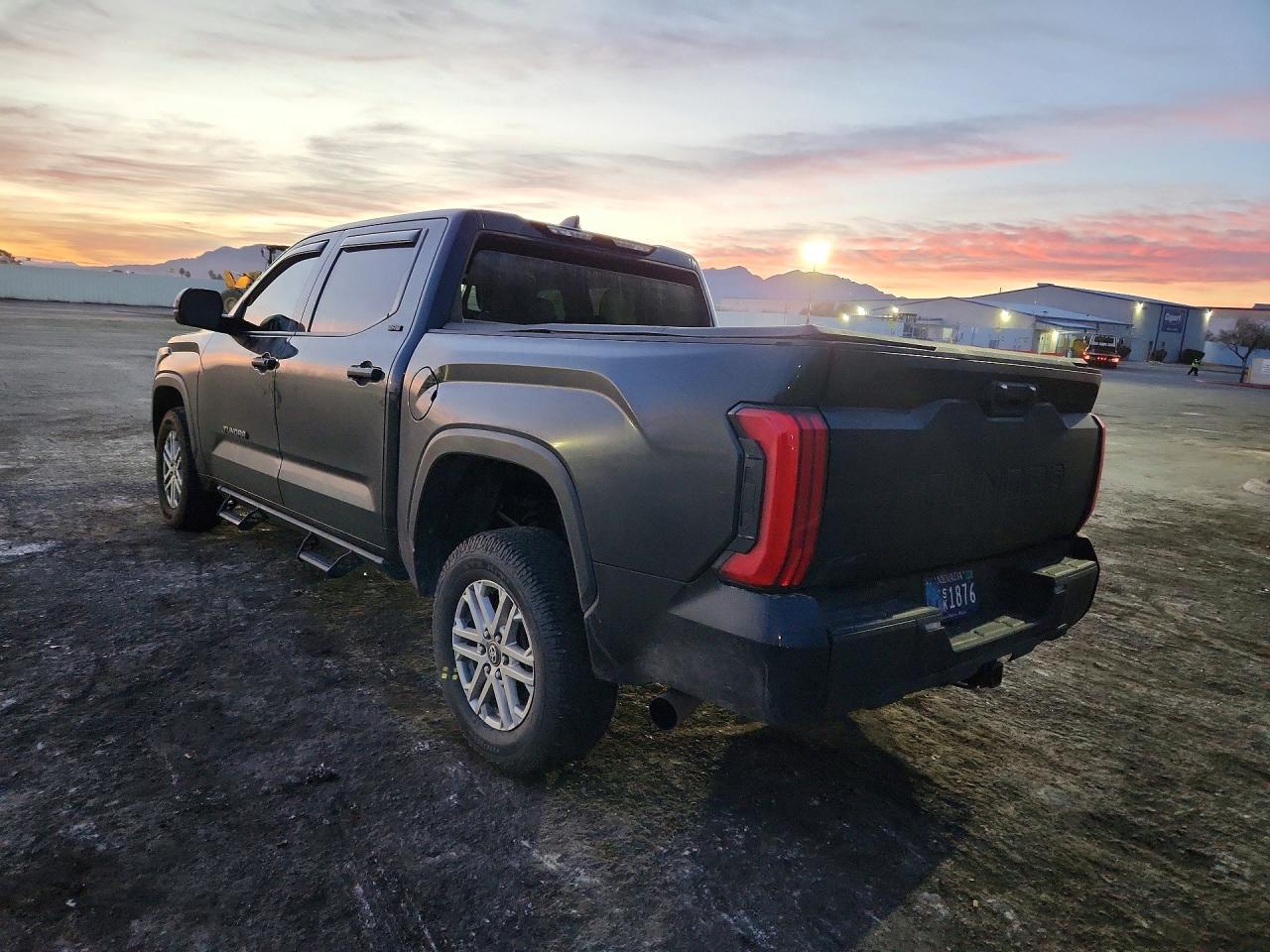 2025 Toyota Tundra Sr5 - zdjęcie 2