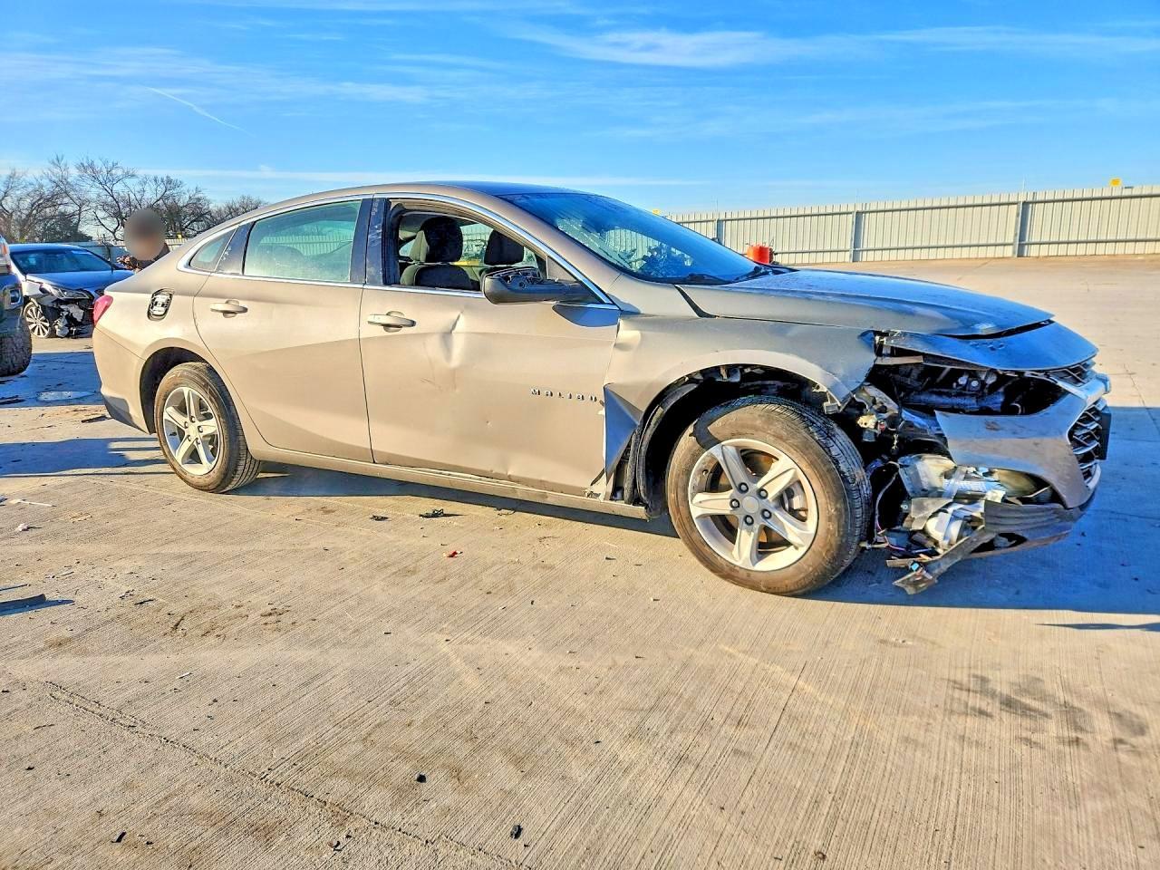 2023 Chevrolet Malibu Lt - zdjęcie 4