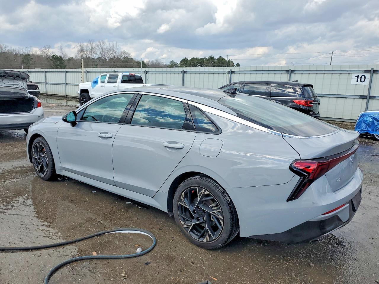 2025 Kia K5 Gt-Line - zdjęcie 2