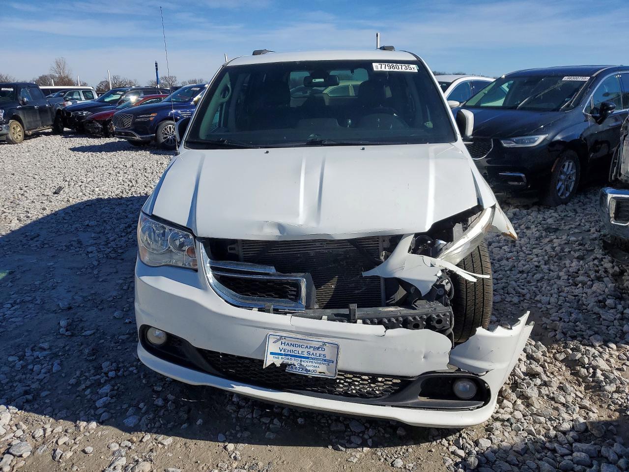 2019 Dodge Grand Caravan Sxt - Wheelchair Van - zdjęcie 5