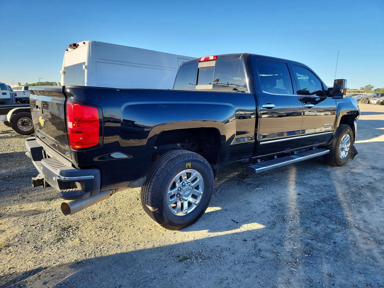 2019 Chevrolet Silverado K2500 Heavy Duty Ltz - zdjęcie 3