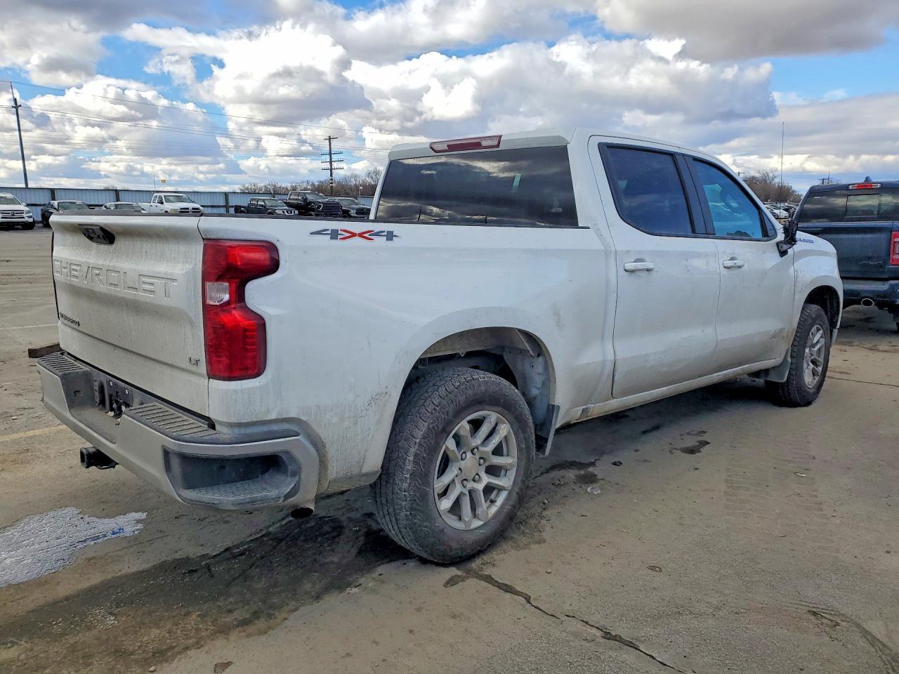 2025 Chevrolet Silverado K1500 Lt-L - zdjęcie 3