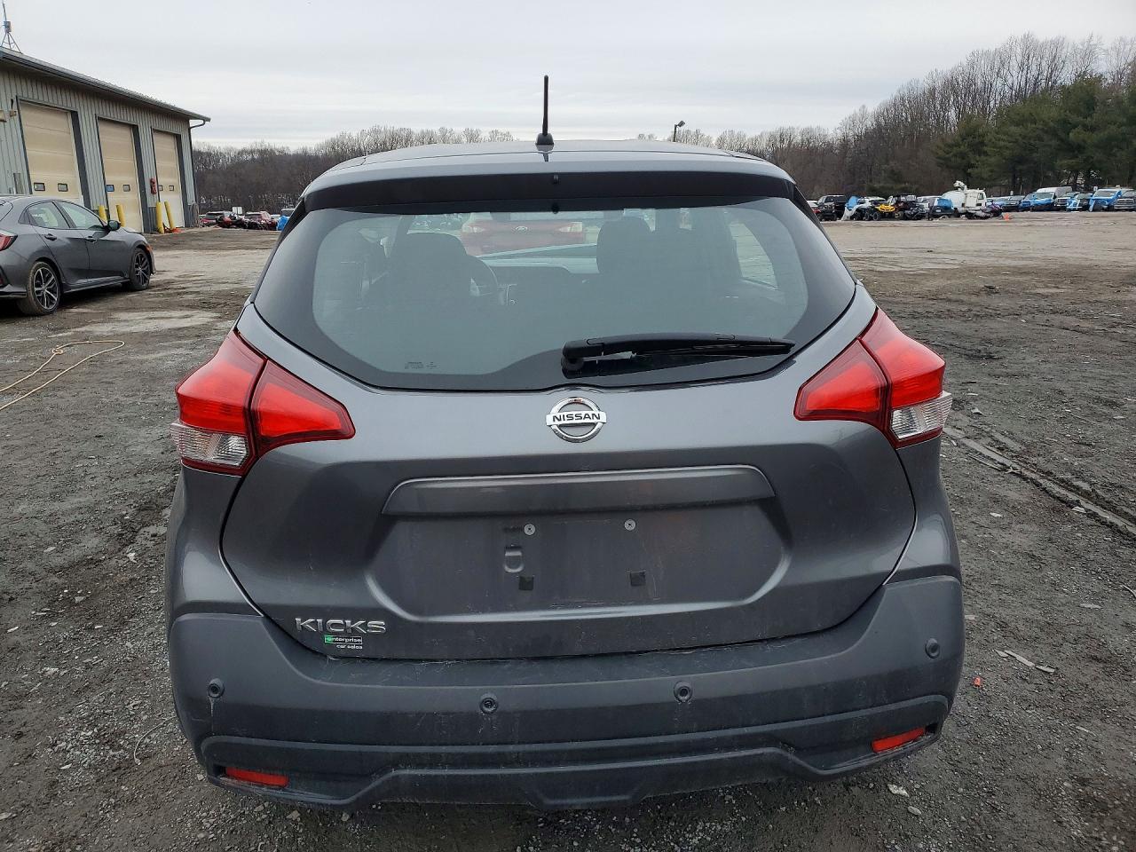 2020 Nissan Kicks S - zdjęcie 6