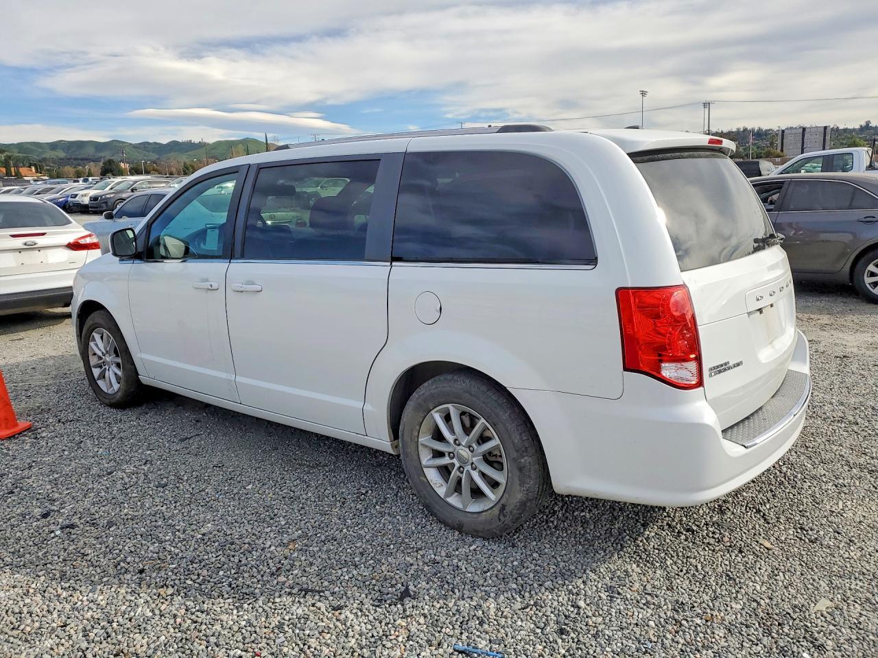 2019 Dodge Grand Caravan Sxt - zdjęcie 2