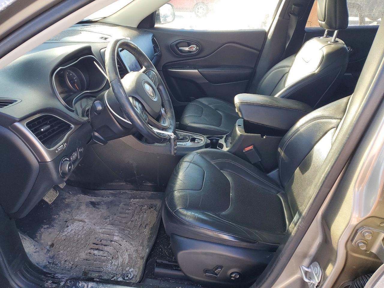 2019 Jeep Cherokee Limited - zdjęcie 7