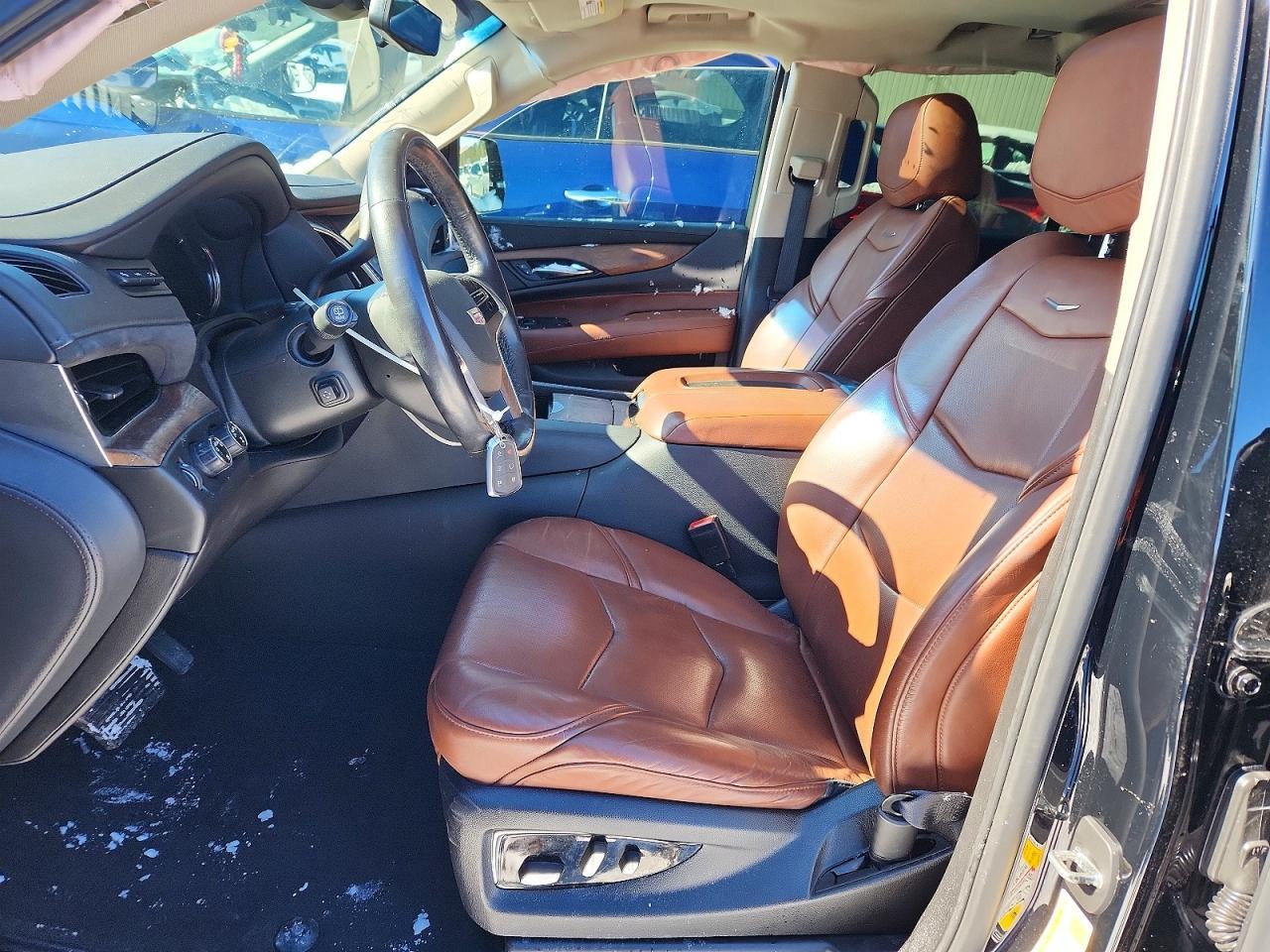 2019 Cadillac Escalade E - zdjęcie 7