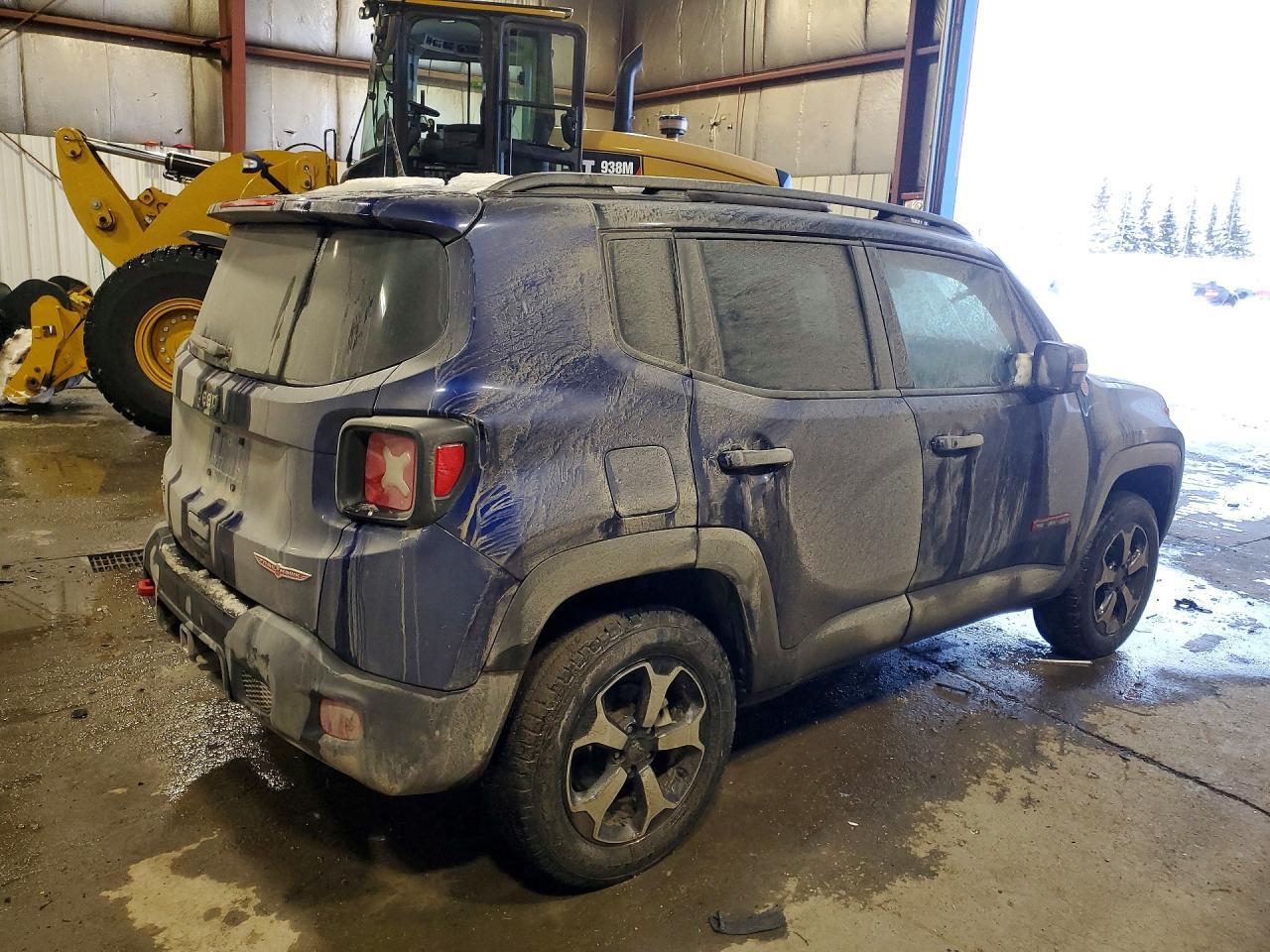2021 Jeep Renegade Trailhawk - zdjęcie 3