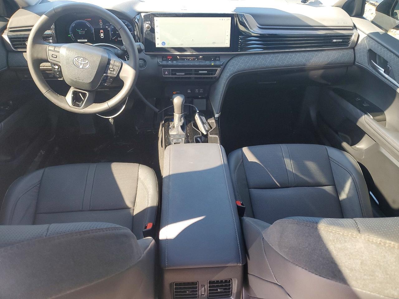 2025 Toyota Camry Xse - zdjęcie 8