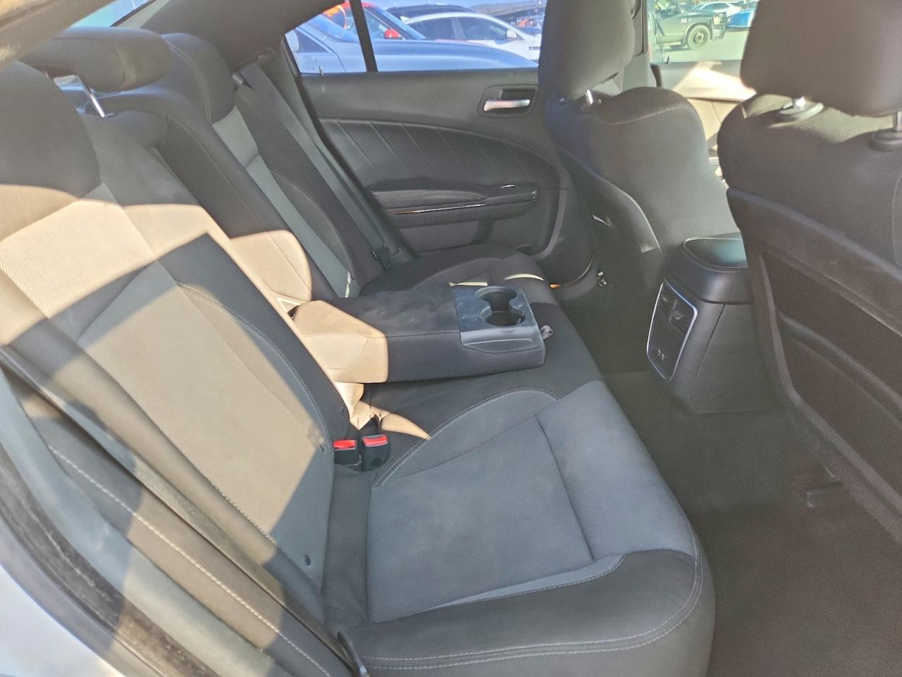 2018 Dodge Charger R/T 392 - zdjęcie 10