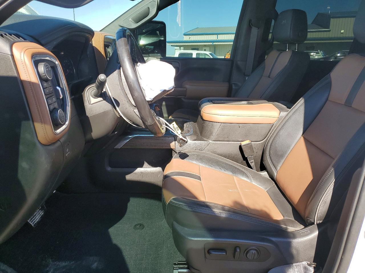 2021 Chevrolet Silverado K2500 High Country - zdjęcie 7