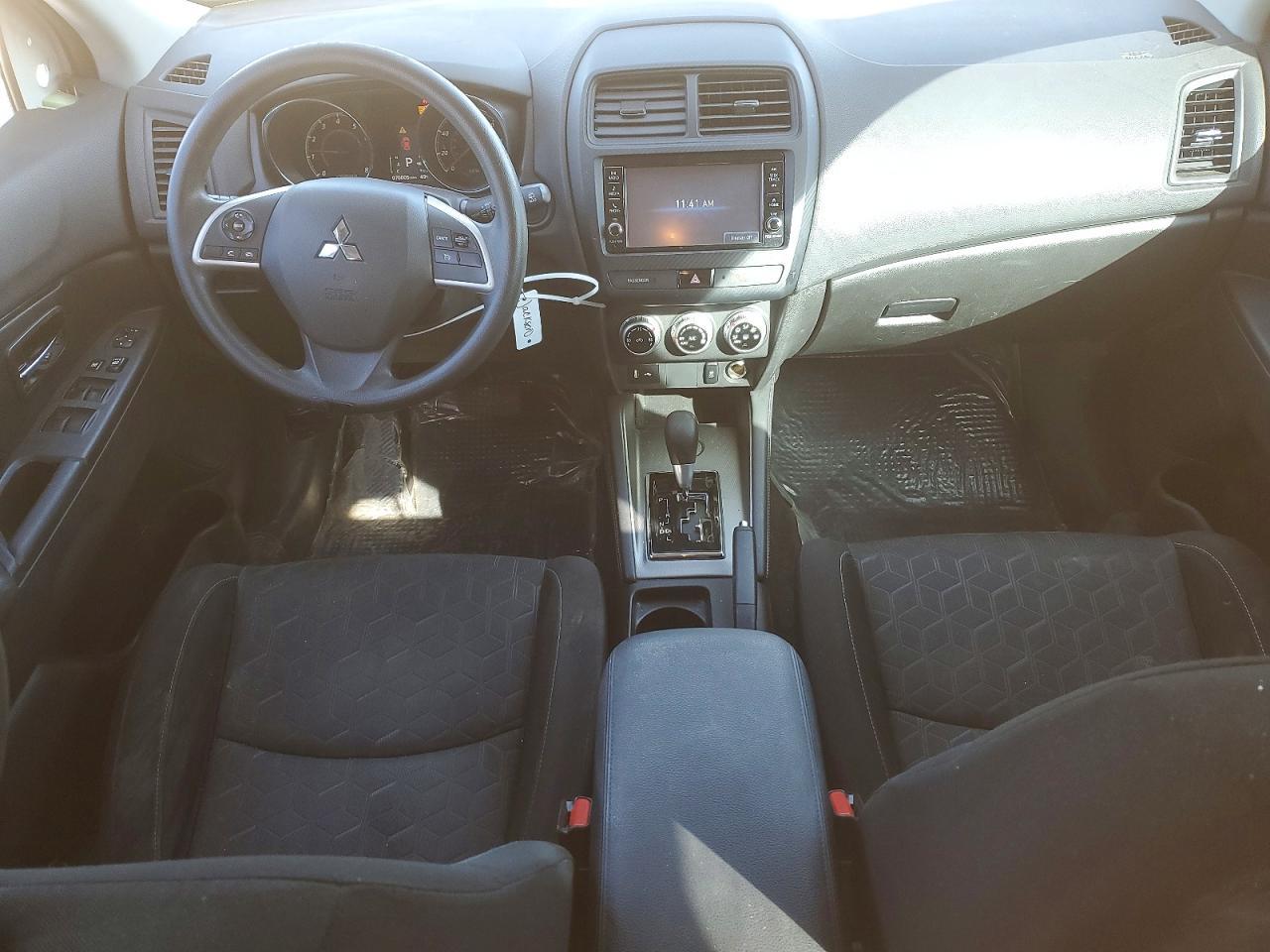 2020 Mitsubishi Outlander Sport Es - zdjęcie 8