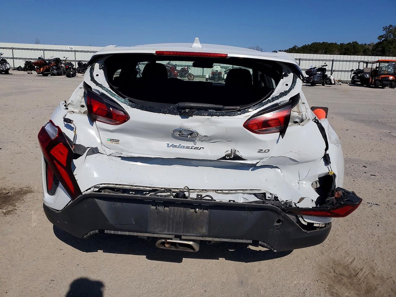 2019 Hyundai Veloster Base - zdjęcie 6