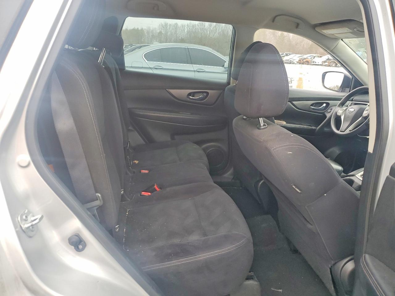 2016 Nissan Rogue S - zdjęcie 11