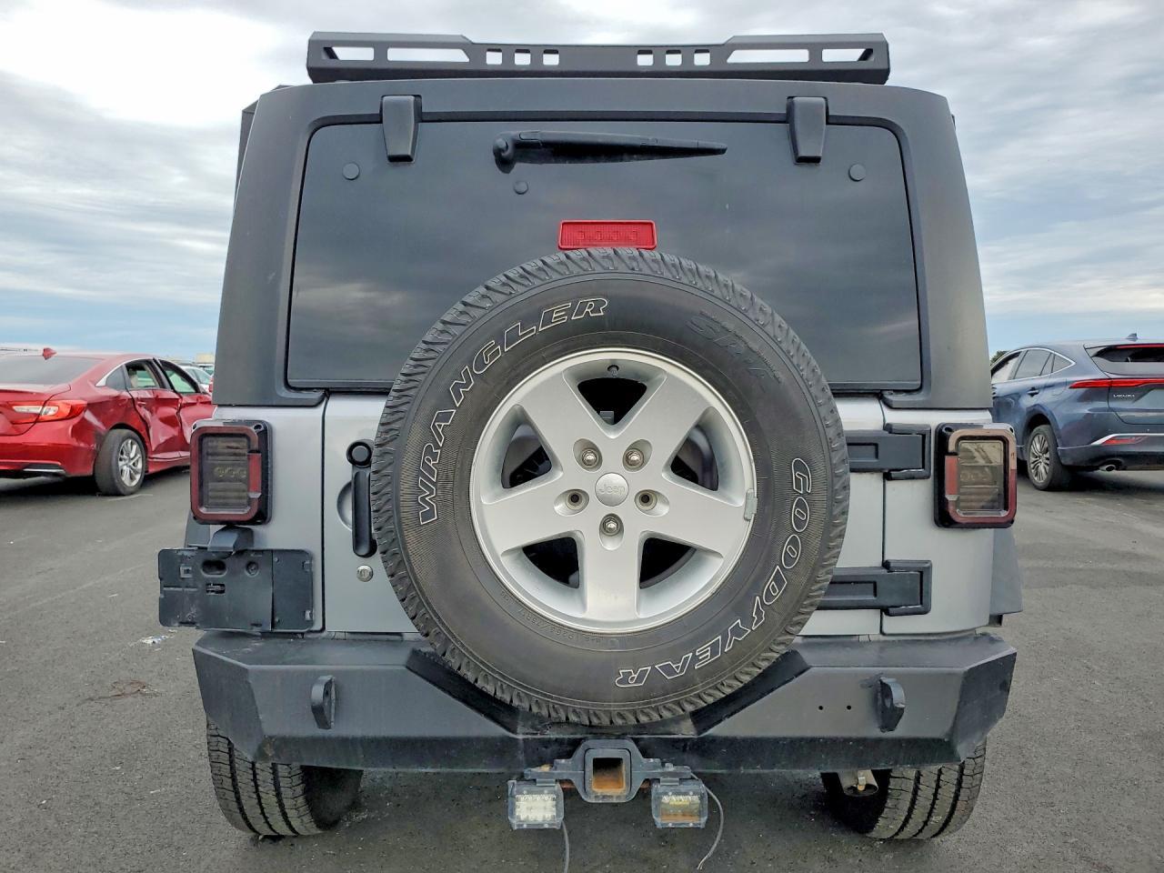 2016 Jeep Wrangler Unlimited Sport - zdjęcie 6