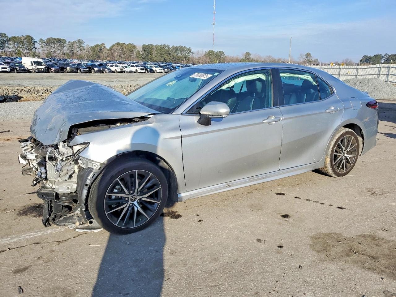 2024 Toyota Camry Se - zdjęcie główne