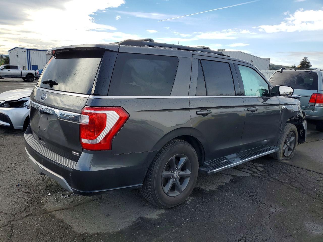 2019 Ford Expedition Xlt - zdjęcie 3