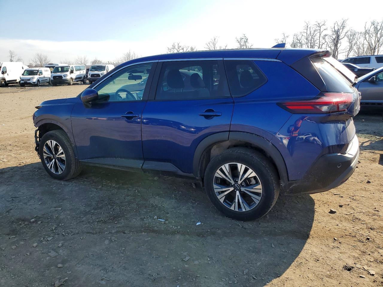 2023 Nissan Rogue Sv - zdjęcie 2