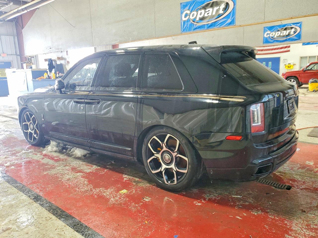 2020 Rolls-Royce Cullinan Black Badge - zdjęcie 2