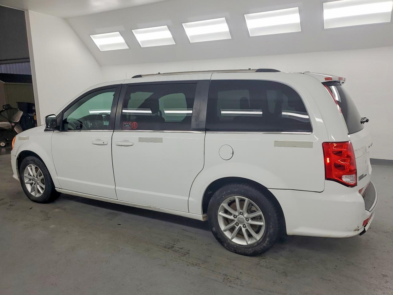2019 Dodge Grand Caravan Sxt - zdjęcie 2
