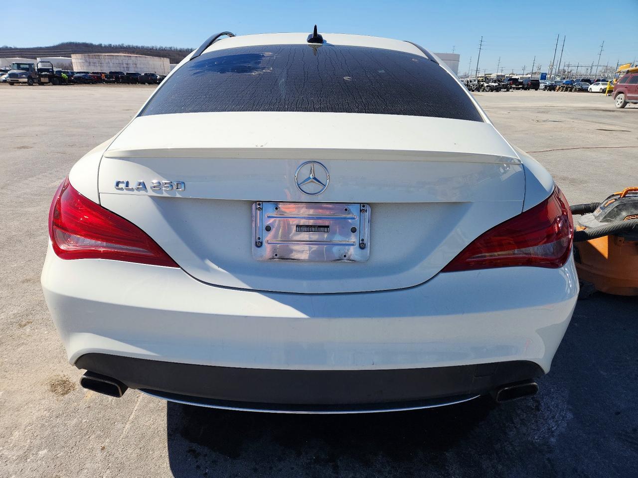 2014 Mercedes-Benz Cla 250 - zdjęcie 6