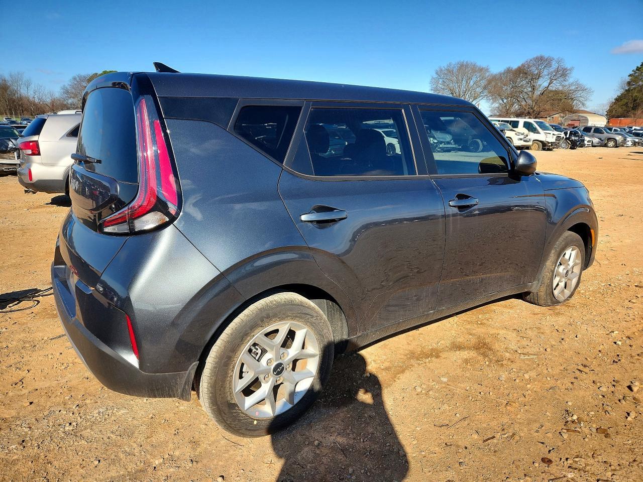 2025 Kia Soul Lx - zdjęcie 3