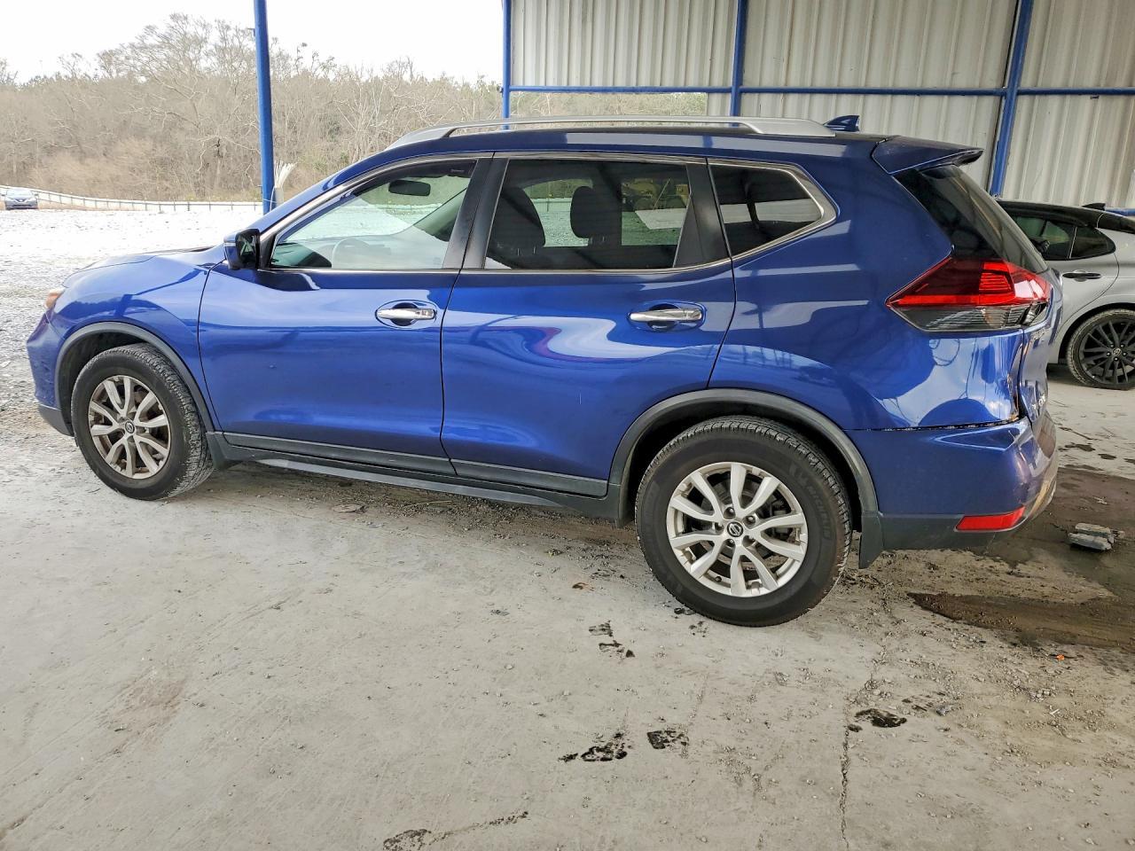 2018 Nissan Rogue S - zdjęcie 2