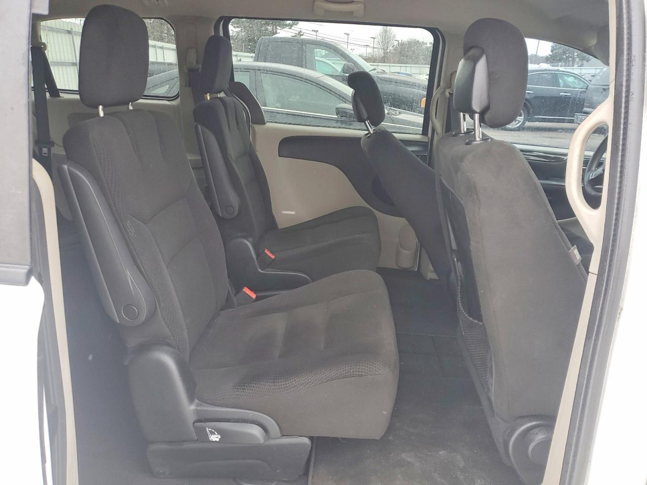 2016 Dodge Grand Caravan Se - zdjęcie 11
