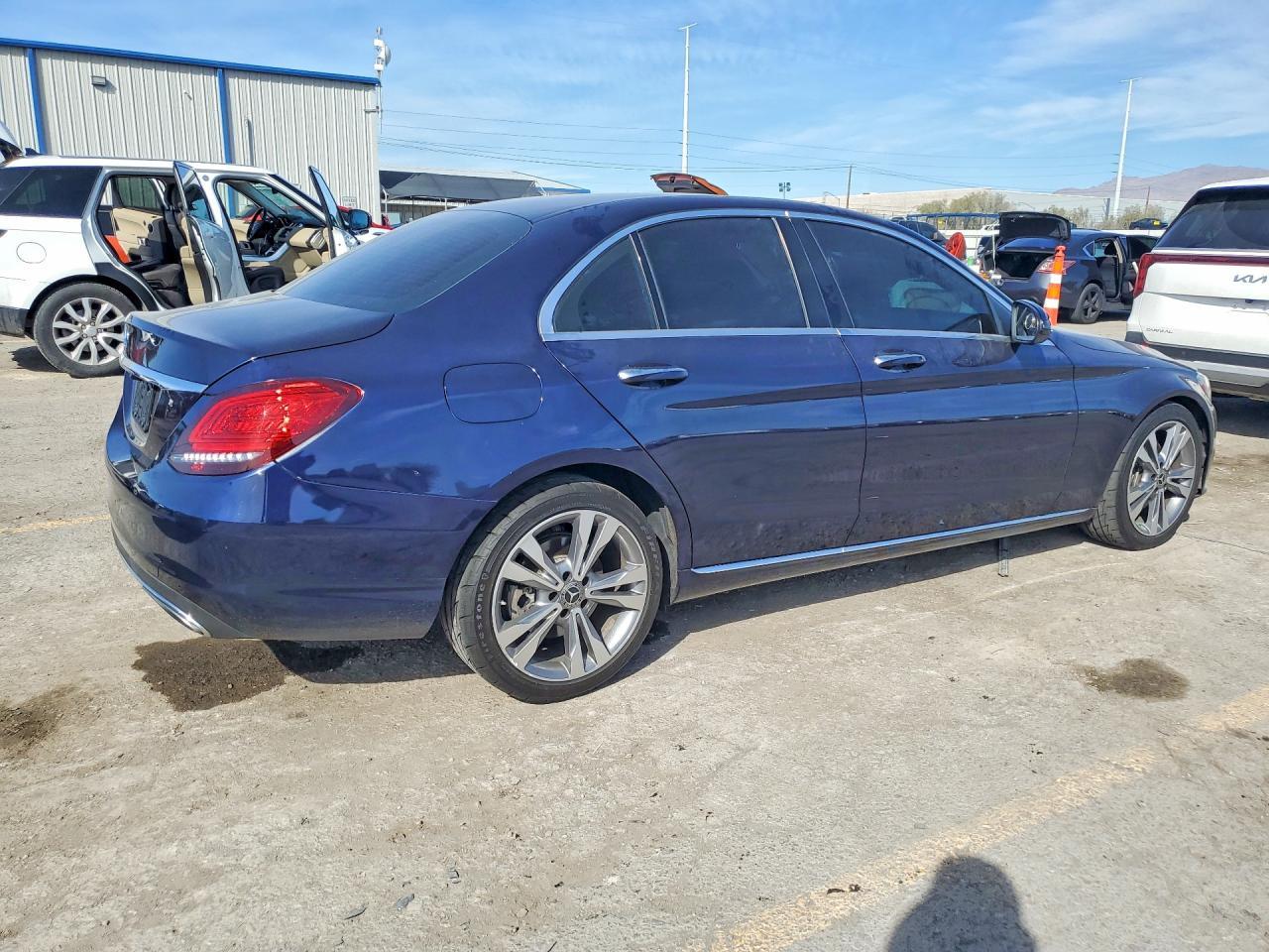 2019 Mercedes-Benz C 300 - zdjęcie 3