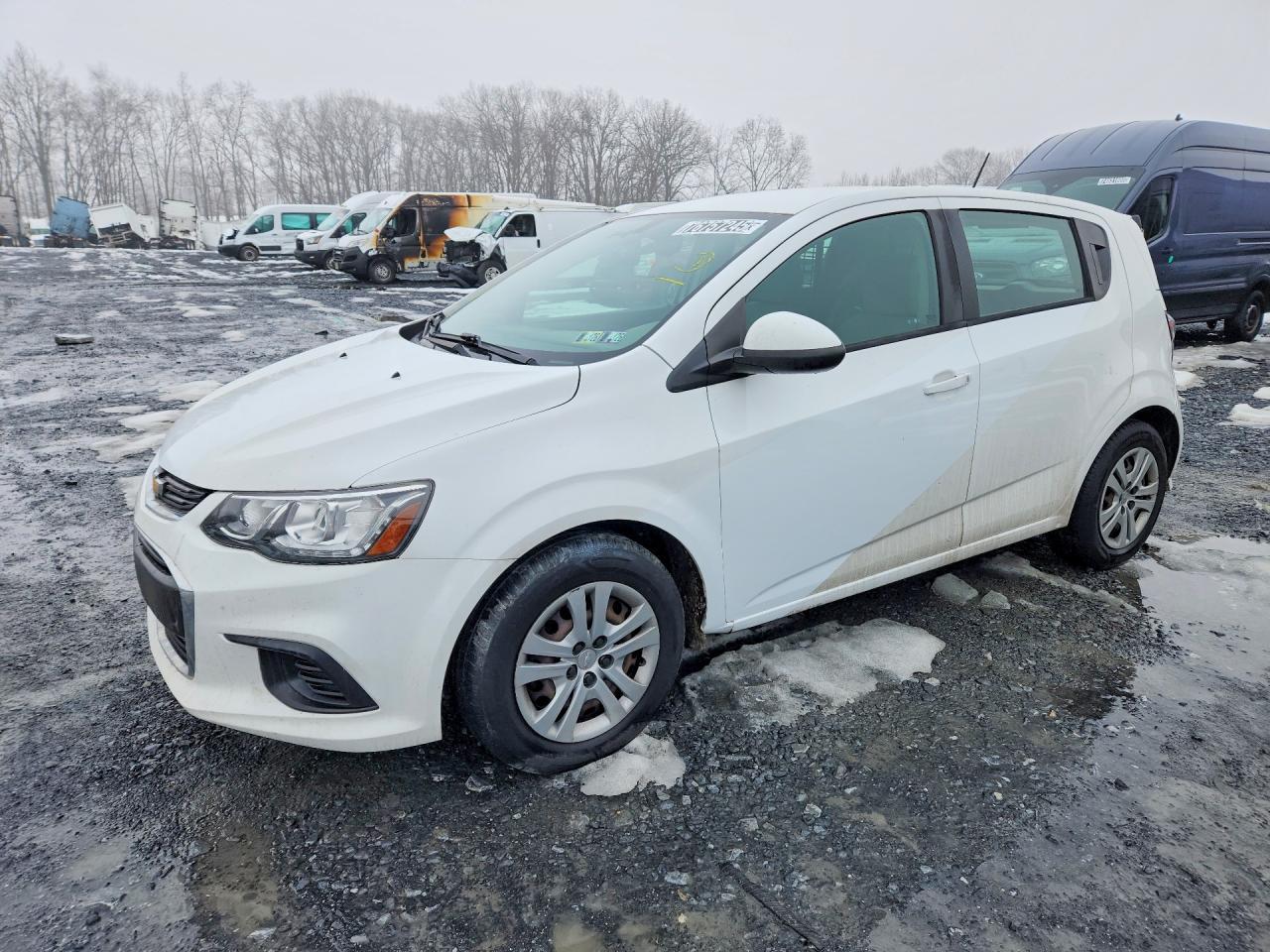 2018 Chevrolet Sonic - zdjęcie główne