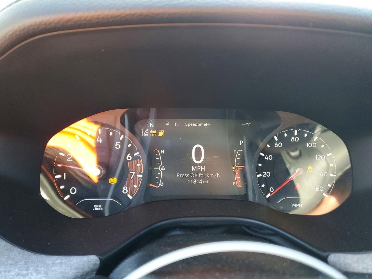 2023 Jeep Compass Latitude Lux - zdjęcie 9