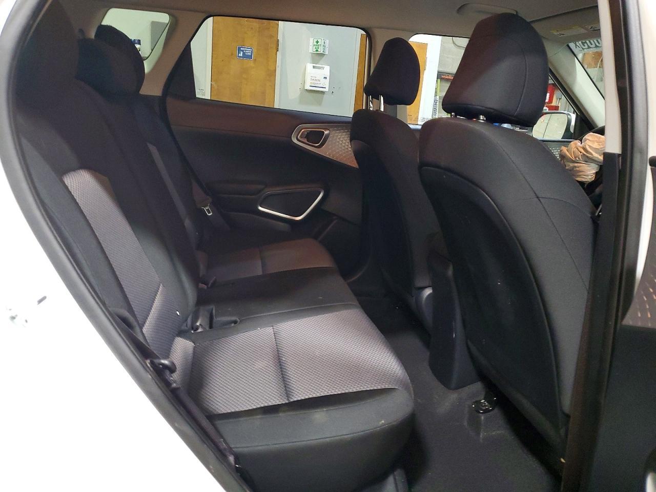 2025 Kia Soul Lx - zdjęcie 10