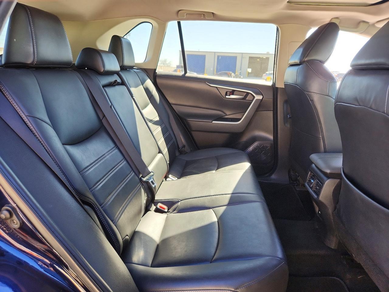 2021 Toyota Rav4 Xle Premium - zdjęcie 11
