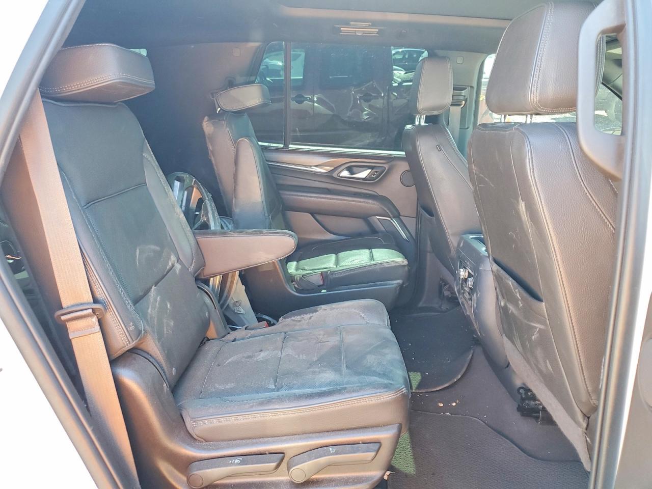 2022 GMC Yukon Denali - zdjęcie 11
