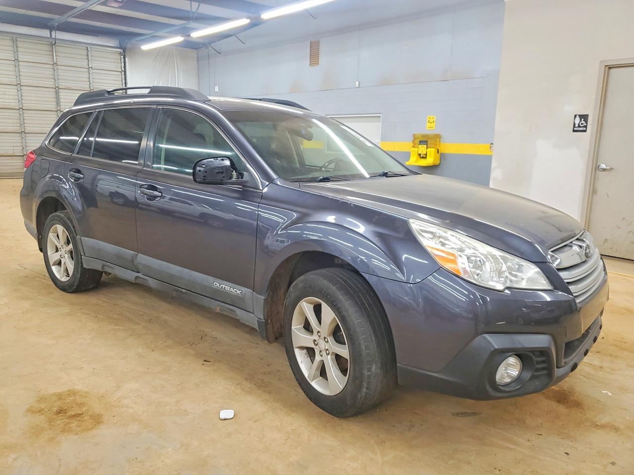 2013 Subaru Outback 2.5I Premium - zdjęcie 4
