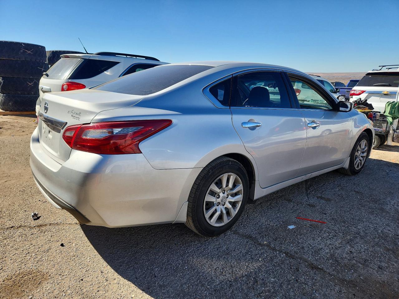 2018 Nissan Altima 2.5 - zdjęcie 3