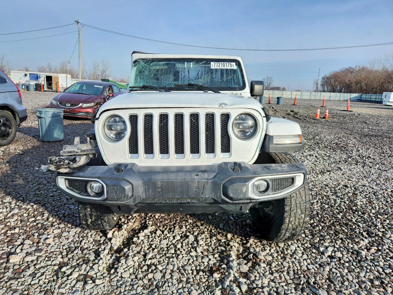 2020 Jeep Wrangler Unlimited Sahara - zdjęcie 5
