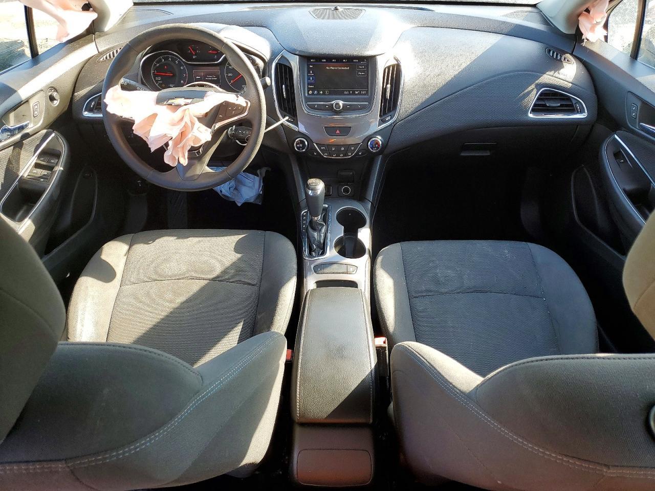 2019 Chevrolet Cruze Lt - zdjęcie 8