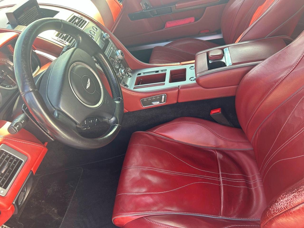 2014 Aston Martin Db9 - zdjęcie 14