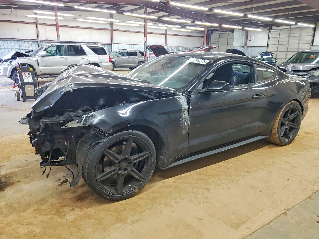 2015 Ford Mustang - zdjęcie główne