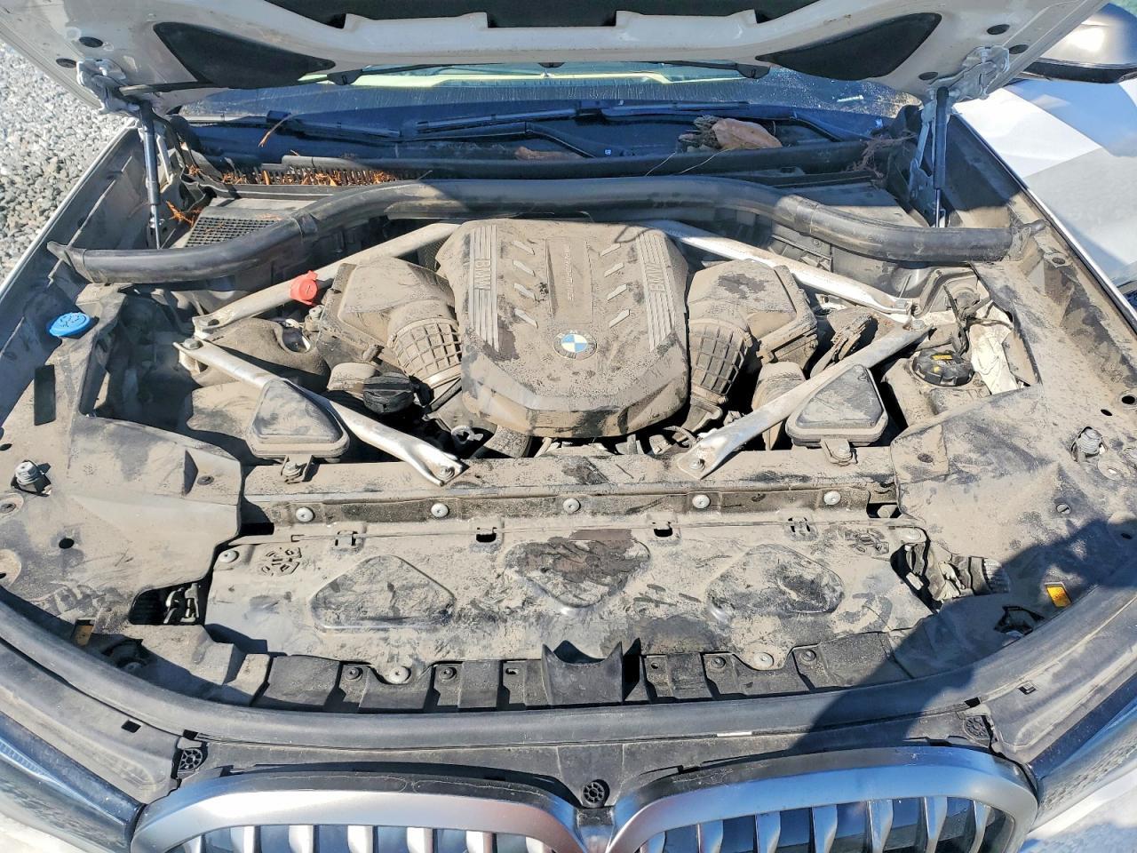 2022 BMW X7 M50I - zdjęcie 12