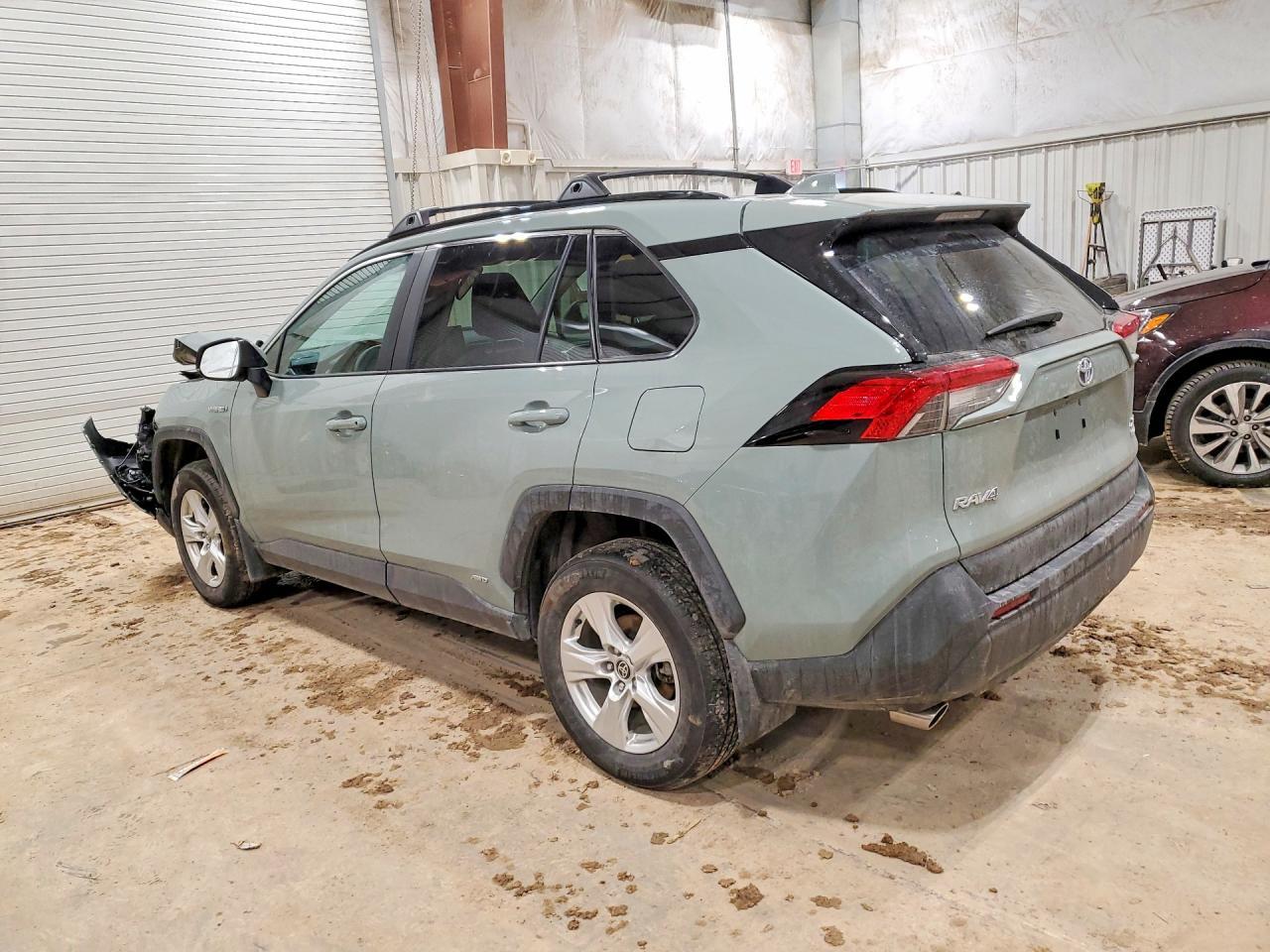 2021 Toyota Rav4 Hybrid Xle - zdjęcie 2