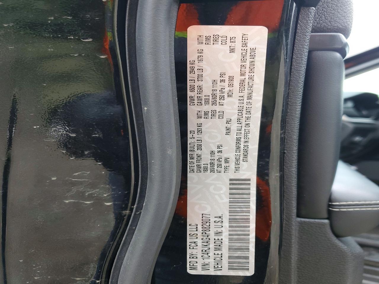 2023 Jeep Grand Cherokee L Laredo - zdjęcie 14